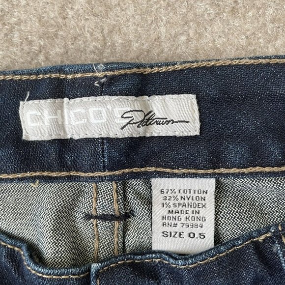 Chico's Jeans Womens 0.5 (Size 6) Cropped Stretch Denim Pants Dark Wash Capri - Picture 4 of 10